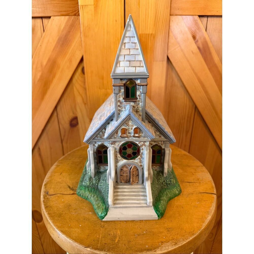 Partylite Exclusive Olde World Village #2 Victorian Church, Tea Light House (636